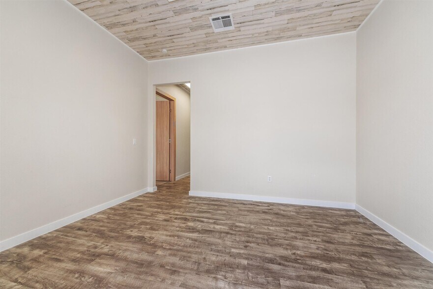 More Photos Of 4714 FM 1488 Rd, The Woodlands Office For Sale