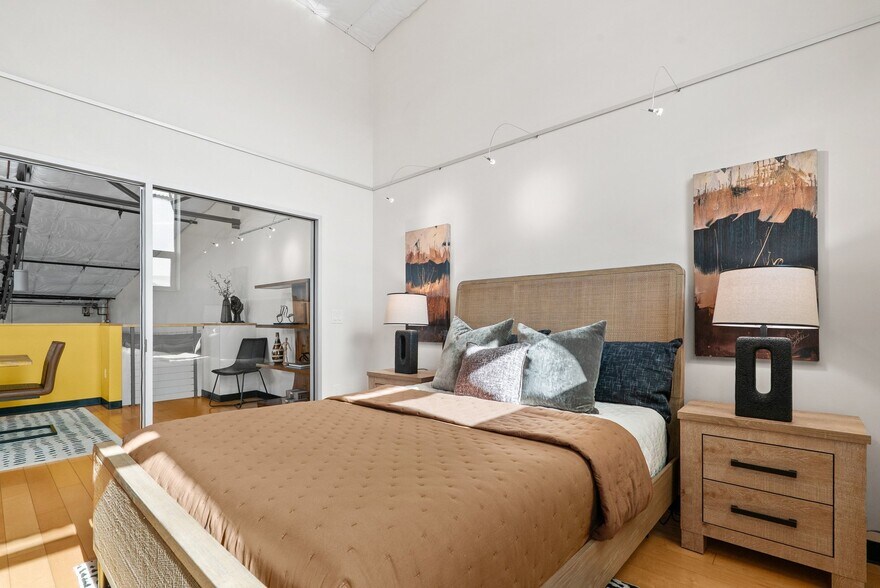 More Photos Of 108 High Rd, Santa Cruz Flex For Sale