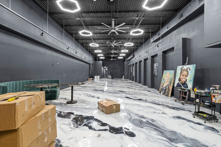 More Photos Of 2052 NW Miami Ct, Miami Flex For Lease