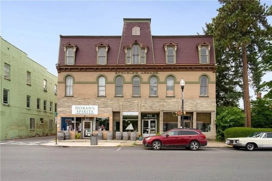 More Photos Of 148 Main St, Penn Yan Flex For Lease
