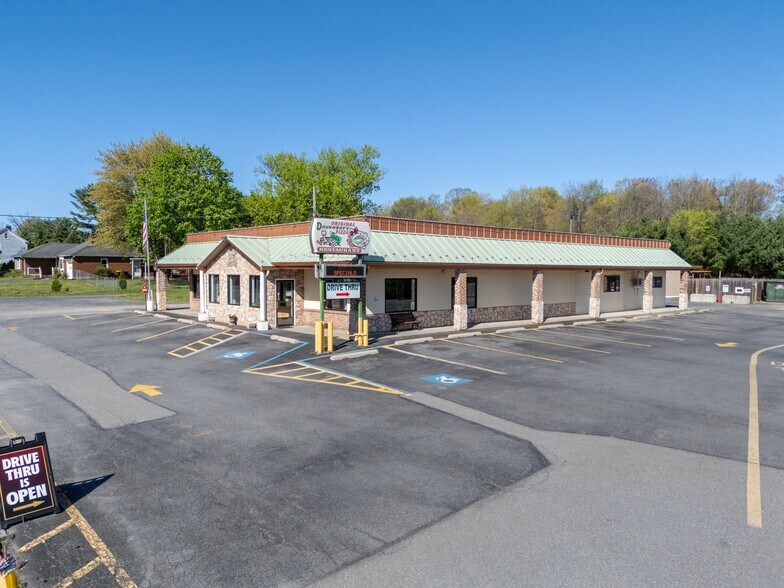 Primary Photo Of 232 W Moorestown Rd, Wind Gap Restaurant For Sale