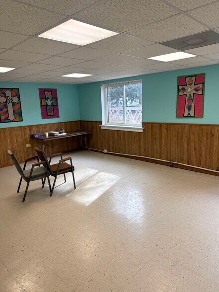 More Photos Of 177 Chestnut St, Trion Religious Facility For Sale