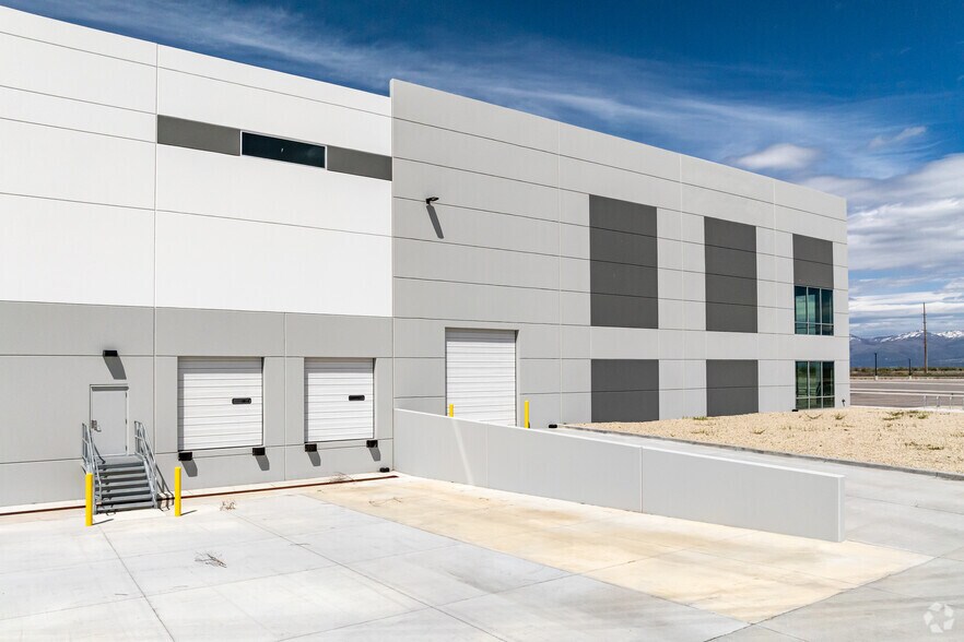 More Photos Of 1400 N 8080 W, Salt Lake City Warehouse For Lease