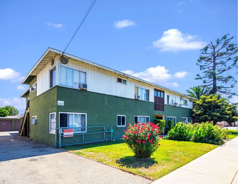 More Photos Of 1072 W Wilson St, Pomona Apartments For Sale