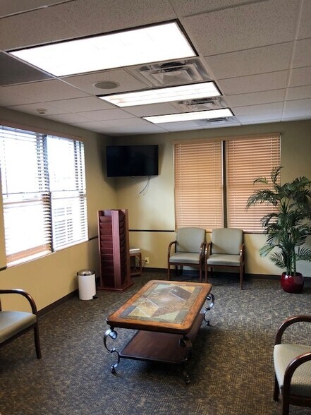 More Photos Of 6483 Transit Rd, East Amherst Medical For Lease