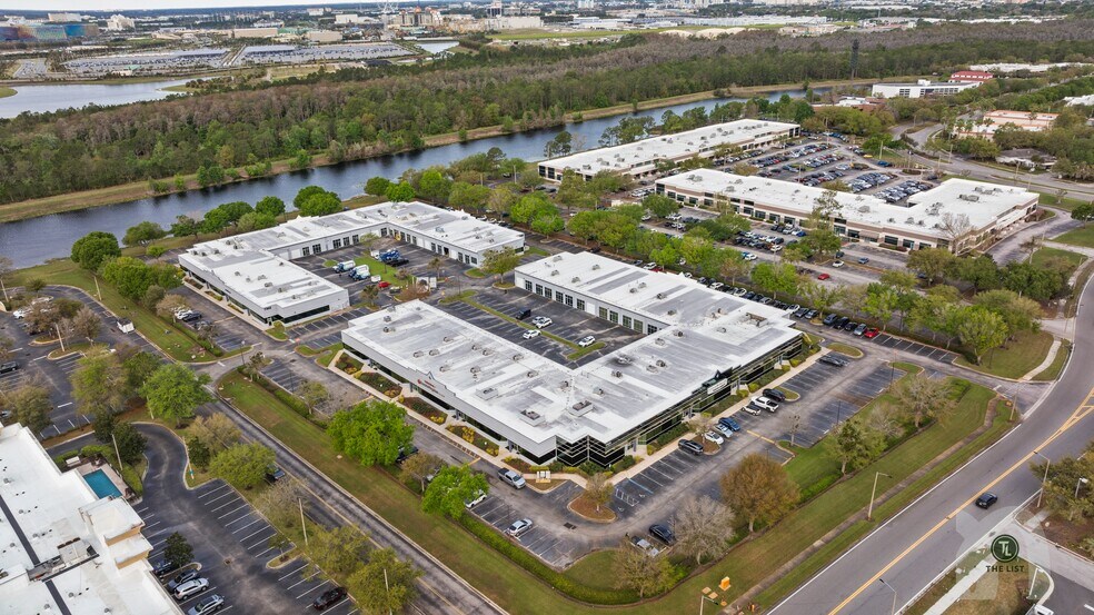 More Photos Of 7350 Futures Dr, Orlando Office For Sale