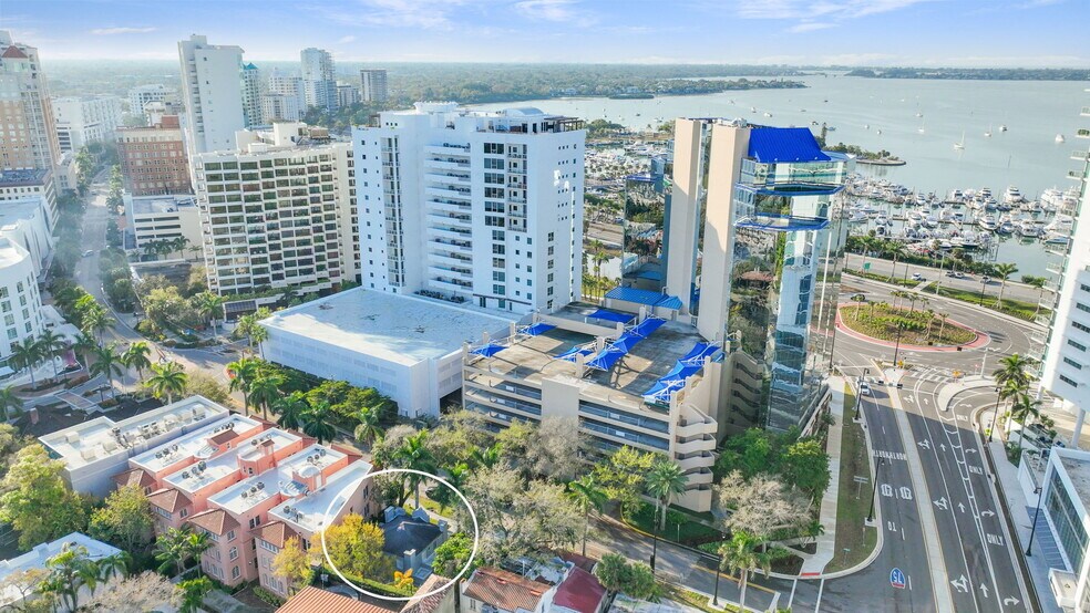 More Photos Of 1215 N Palm Ave, Sarasota Office For Sale
