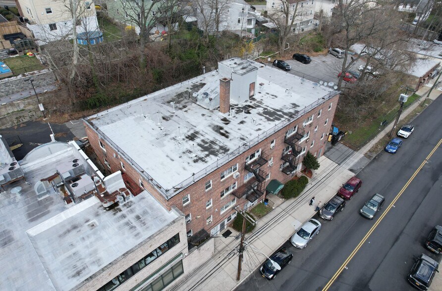 More Photos Of 376-380 McLean Ave, Yonkers Apartments For Sale