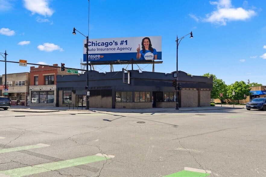 More Photos Of 3596 N Milwaukee Ave, Chicago Storefront Retail Office For Sale