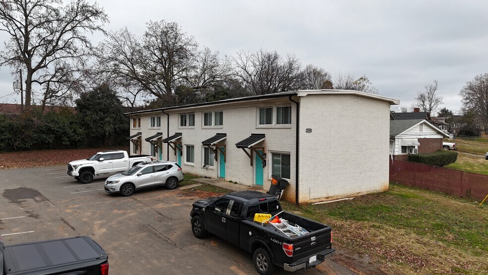More Photos Of 2336-2404 Julia Ave, Charlotte Manufactured Housing Mobile Home Park For Sale