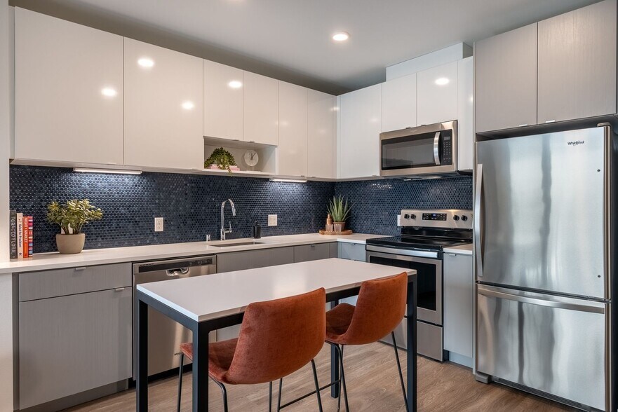 More Photos Of 2309 S Jackson St, Seattle Apartments For Lease