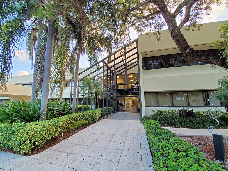 More Photos Of 4360 Northlake Blvd, Palm Beach Gardens Unknown For Lease