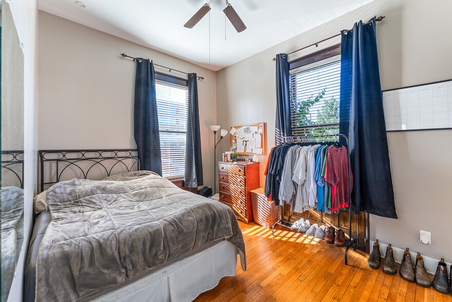 More Photos Of 1733 W Clinch Ave, Knoxville Apartments For Sale