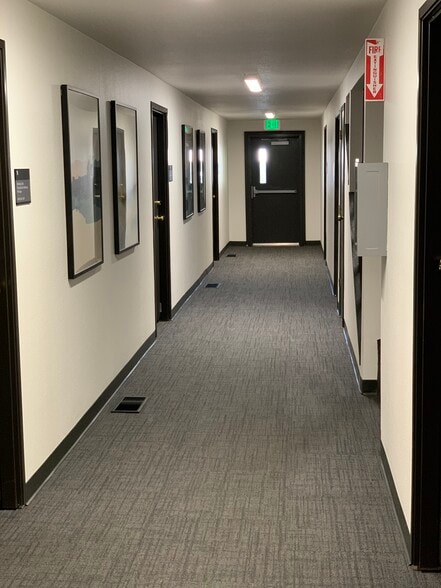 More Photos Of 1509 SW Sunset Blvd, Portland Office For Lease