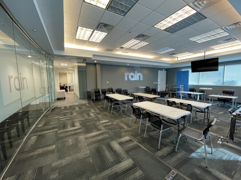 More Photos Of 1365 W Business Park Dr, Orem Office For Lease