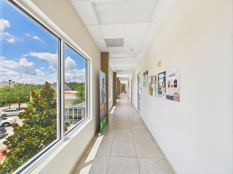 More Photos Of 7790 W Grand Pky, Richmond Medical For Lease
