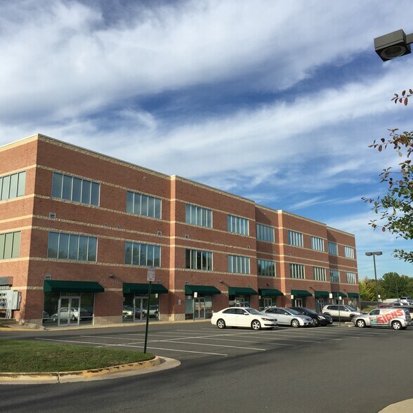 More Photos Of 14641 Lee Hwy, Centreville Office For Sale