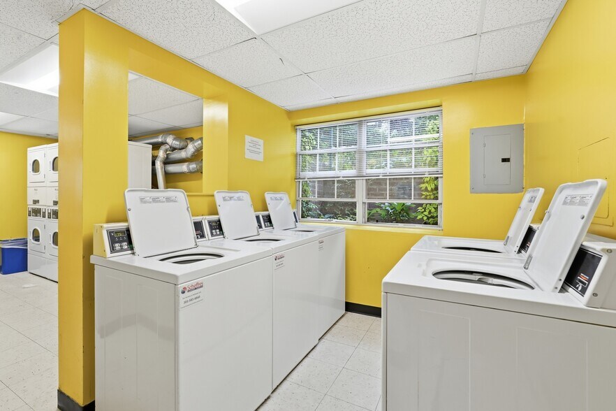 More Photos Of 3405 University Blvd W, Kensington Apartments For Sale