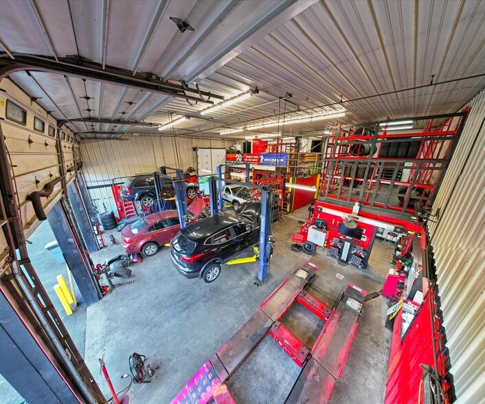 More Photos Of 110 N Courtland St, East Stroudsburg Auto Dealership For Sale