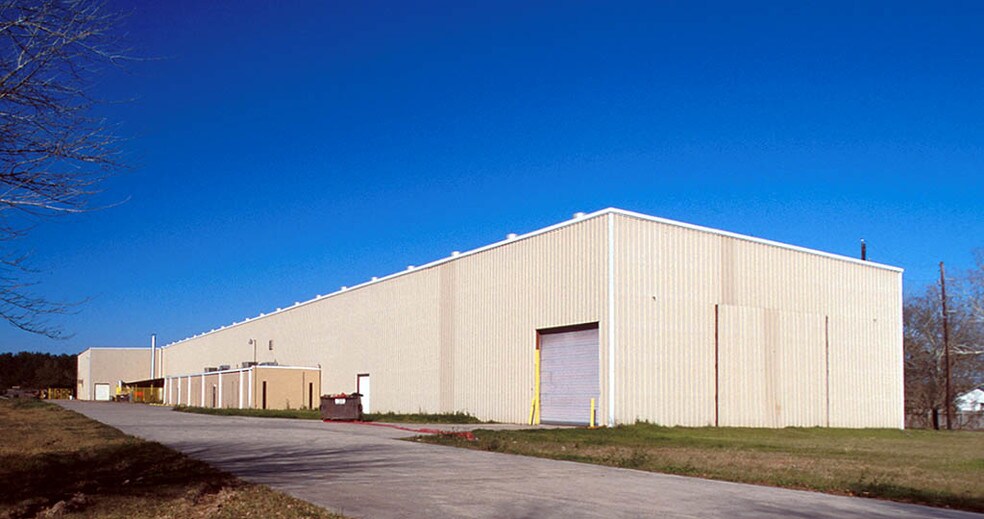 More Photos Of 5510 Spring Stuebner Rd, Spring Warehouse For Lease