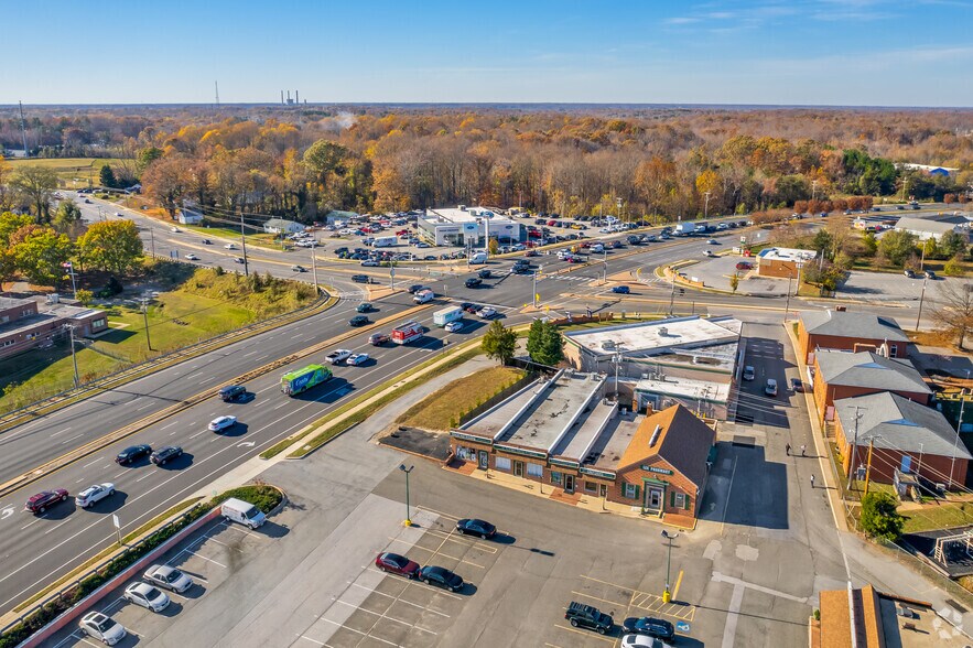 More Photos Of 24 Solomons Island Rd S, Prince Frederick Freestanding For Lease