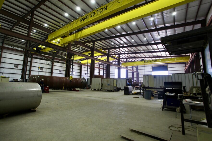 More Photos Of 7401 County 1210 rd, Midland Warehouse For Sale