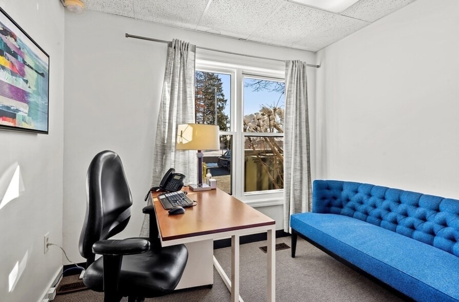 More Photos Of 111 Boston Post Rd, Sudbury Office For Sale