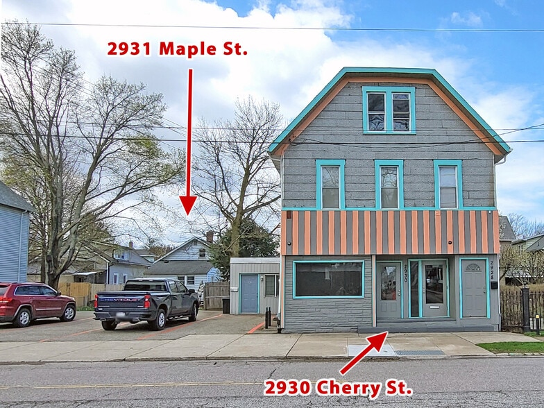 Primary Photo Of 2931 Maple St, Erie Multifamily For Sale