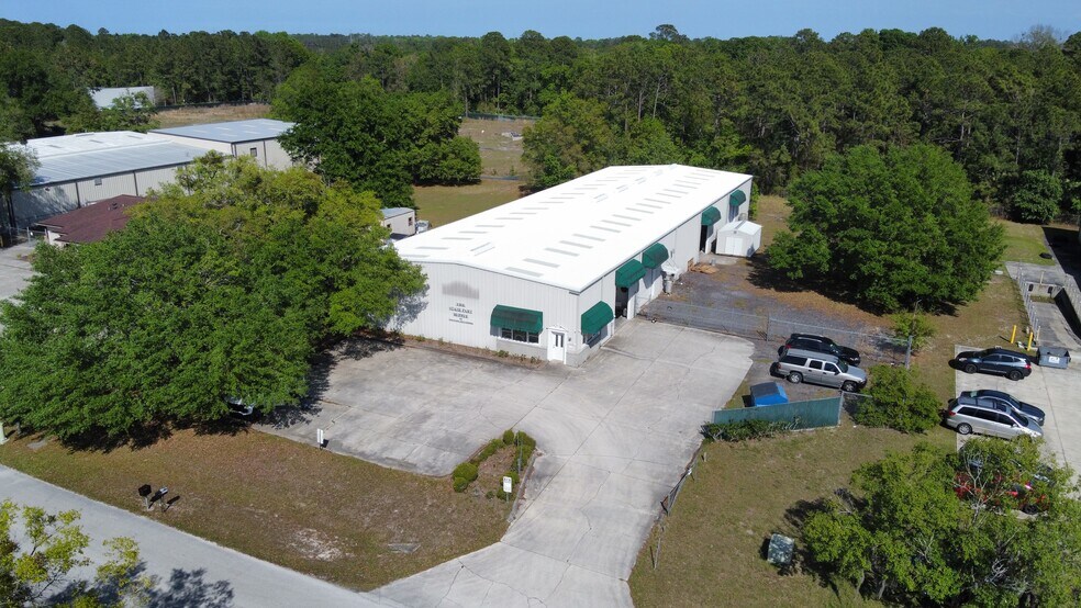 Primary Photo Of 11331 Distribution Ave E, Jacksonville Warehouse For Lease