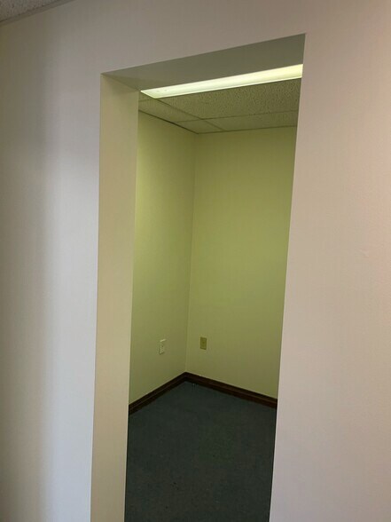 More Photos Of 600 Commerce Dr, Coraopolis Office Residential For Sale