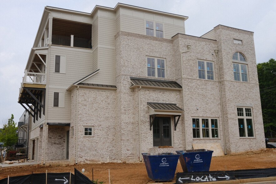 More Photos Of 9244 Main St, Woodstock Office Residential For Sale
