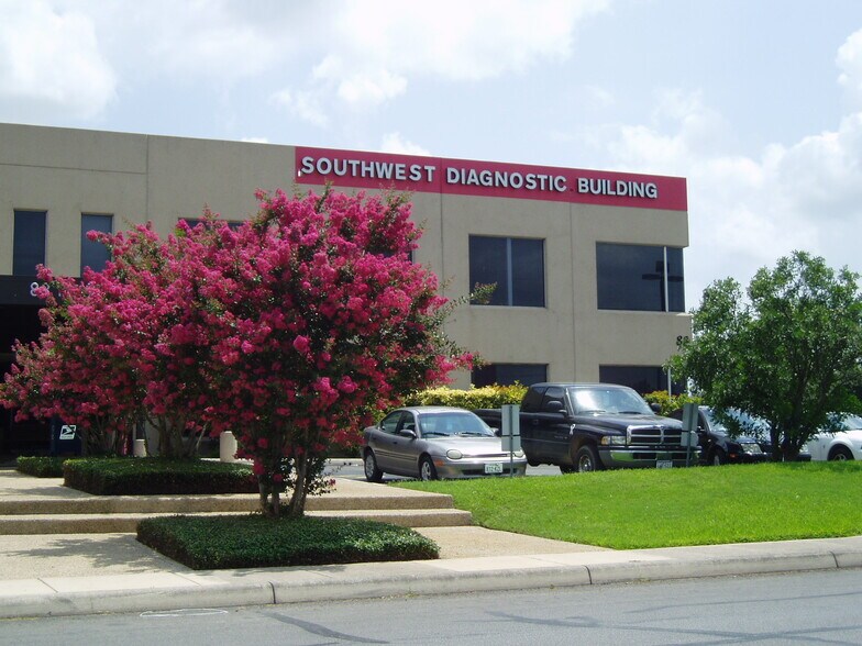 More Photos Of 98 Briggs Ave, San Antonio Unknown For Lease