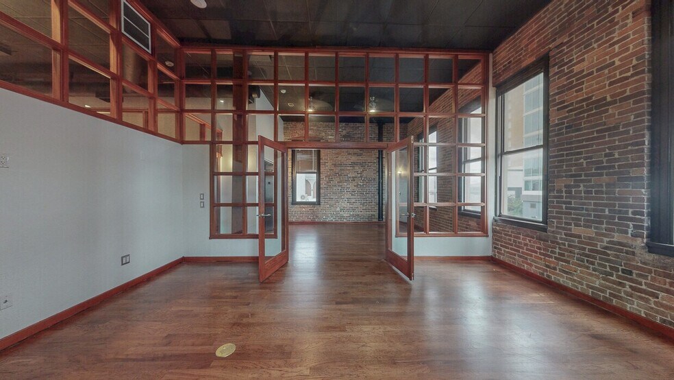 More Photos Of 306 E Tyler St, Tampa Medical For Lease