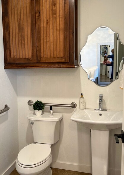 More Photos Of 17432 NE North Dr, Fletcher Religious Facility For Sale