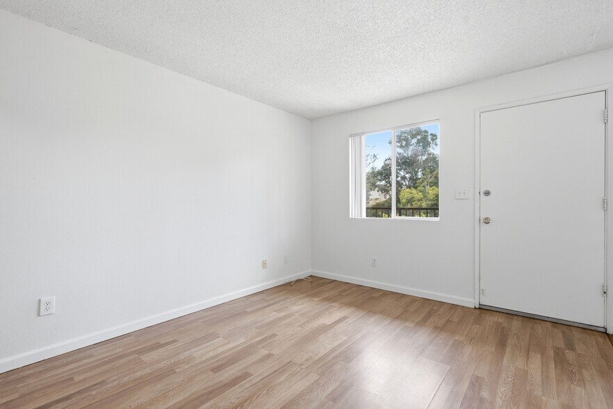 More Photos Of 3018 44th St, San Diego Apartments For Sale