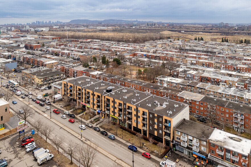 More Photos Of 8962 Boul Saint-Michel, Montréal Apartments For Sale