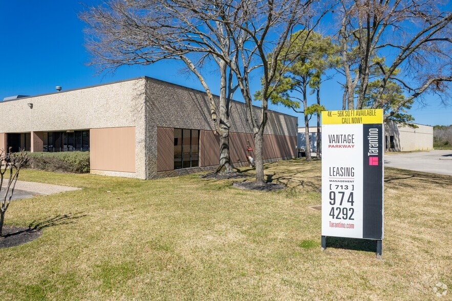More Photos Of 15402 Vantage Pky E, Houston Unknown For Lease