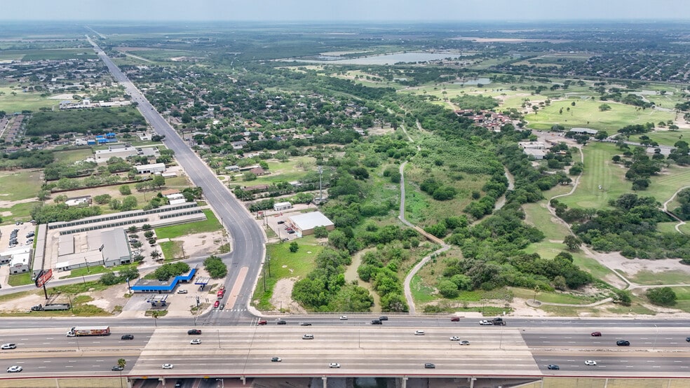 More Photos Of 110 S Rangerville Rd, Harlingen General Retail For Sale