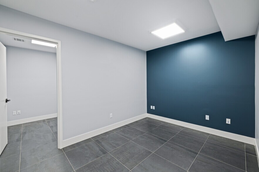 More Photos Of 1 N Madison Ave, Spring Valley Office For Lease