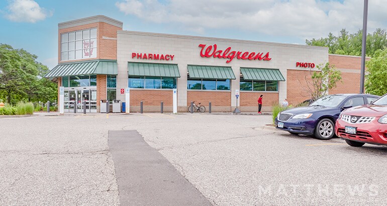 More Photos Of 2635 Rice St, Roseville Drugstore For Sale