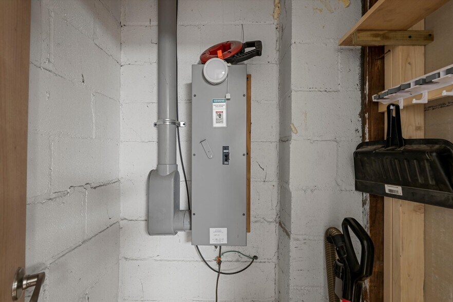 More Photos Of 309 Main St, Emlenton General Retail For Sale