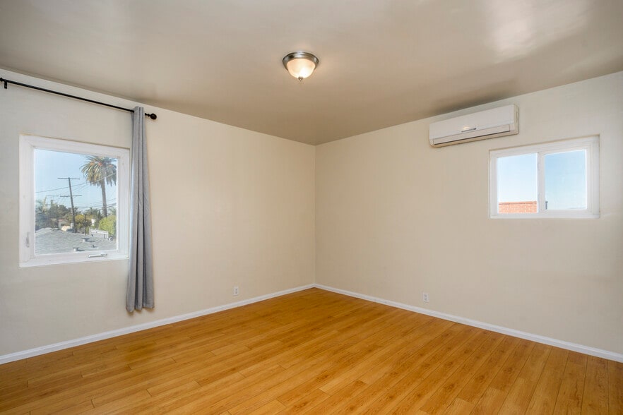 More Photos Of 7051-7053 3rd Ave, Los Angeles Storefront Retail Residential For Sale