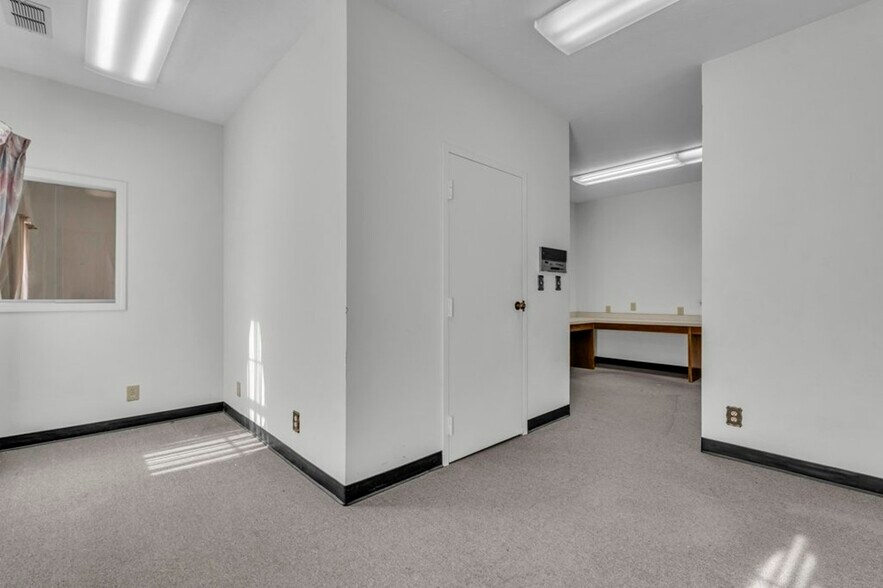 More Photos Of 2403 5th St N, Columbus Medical For Sale