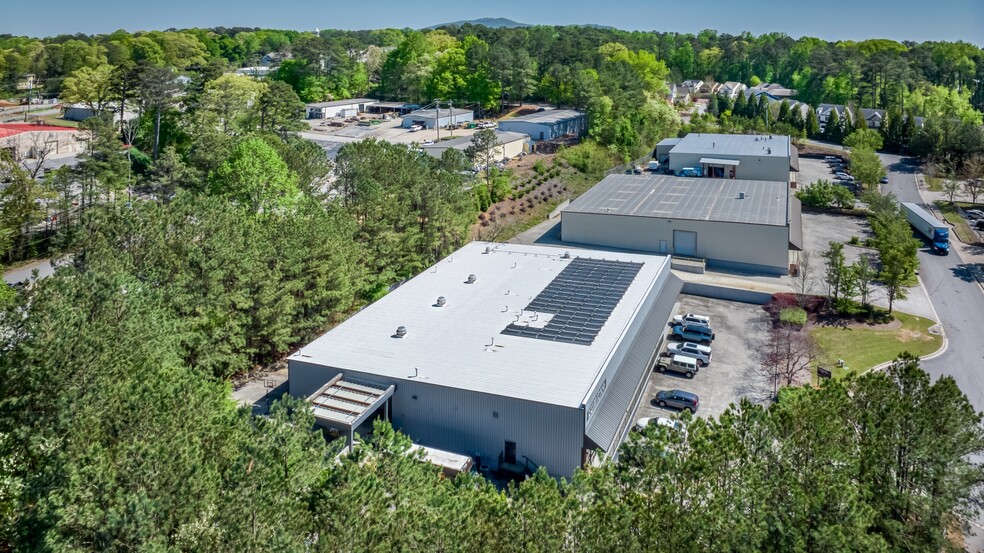 More Photos Of 3050 Matlock Dr, Kennesaw Light Manufacturing For Sale