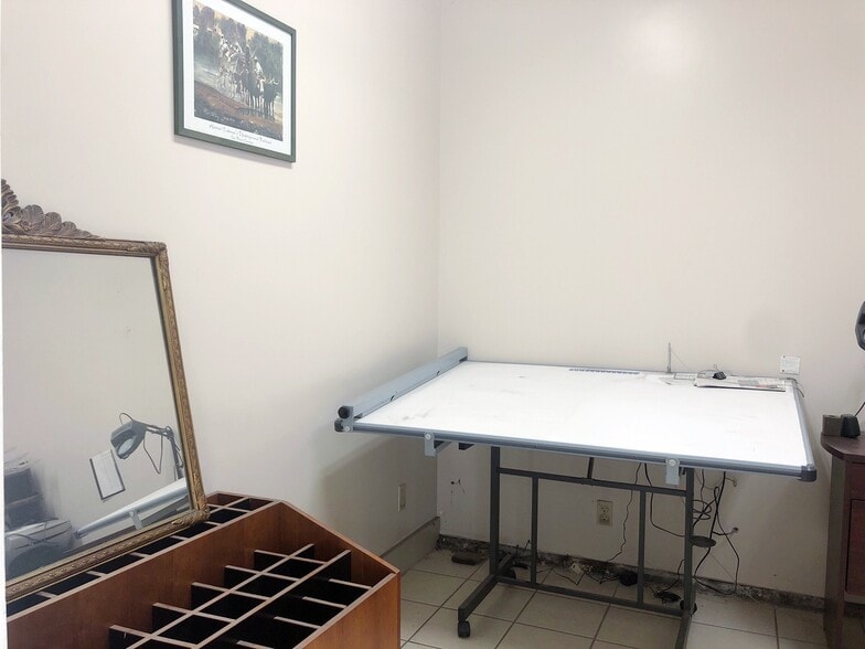 More Photos Of 5230 E 12th St, Oakland Warehouse For Sale