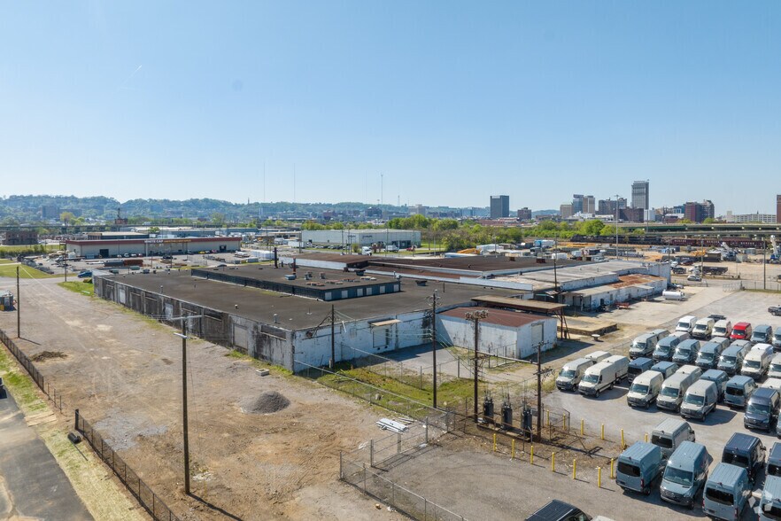 More Photos Of 2800 Messer Airport Hwy, Birmingham Industrial For Lease