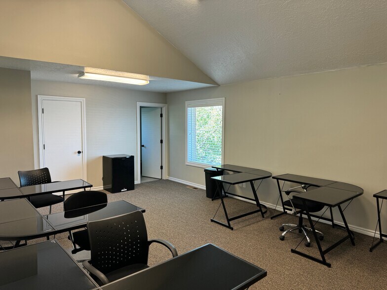 More Photos Of 31 E 1600 N, Spanish Fork Medical For Lease