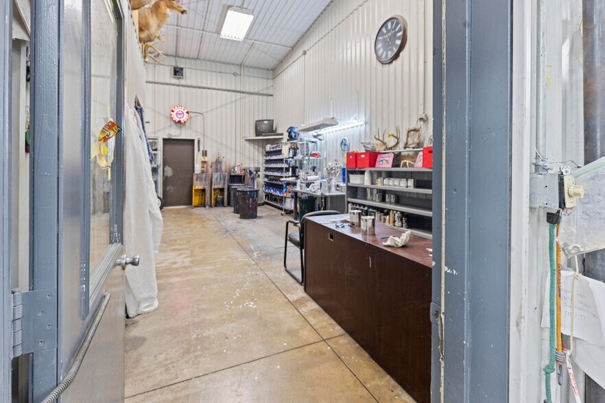More Photos Of 21507 S Highway 69, Afton Industrial For Sale