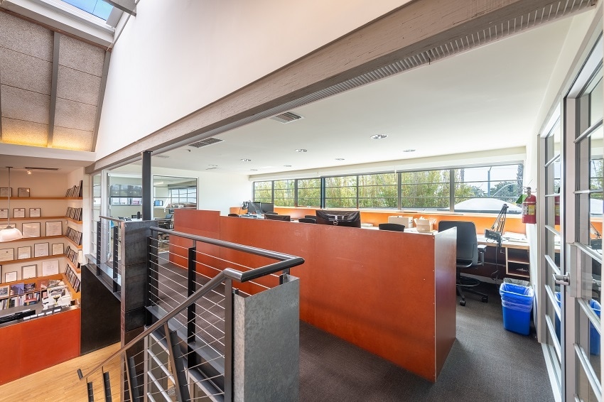 More Photos Of 10865 Washington Blvd, Culver City Loft Creative Space For Lease