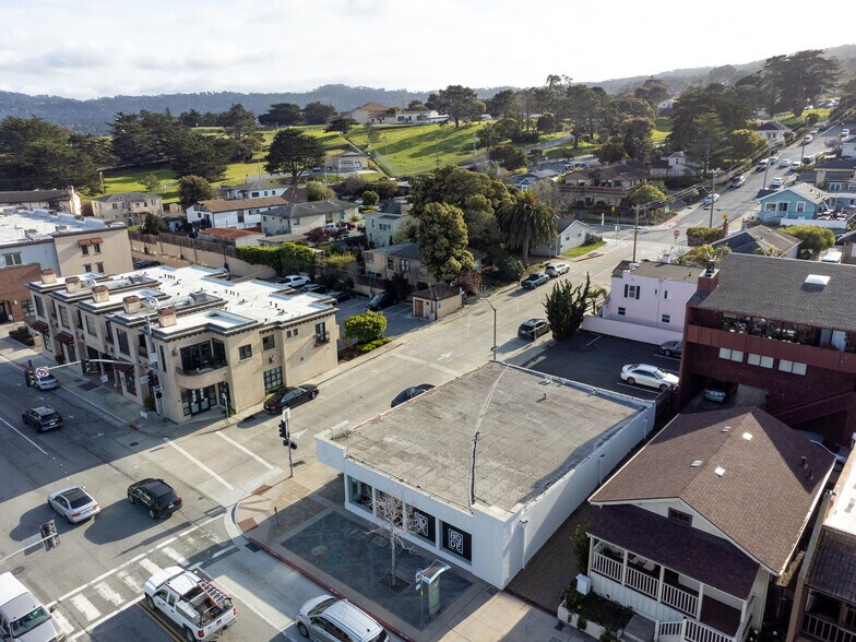 More Photos Of 201 Lighthouse Ave, Monterey Freestanding For Lease